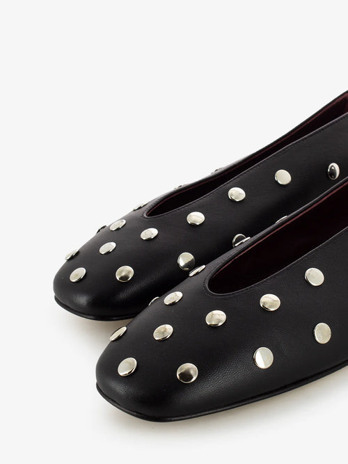 Cheville Ballerine in pelle con borchie nero