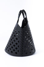 Borsa Avenue 67 Eliza